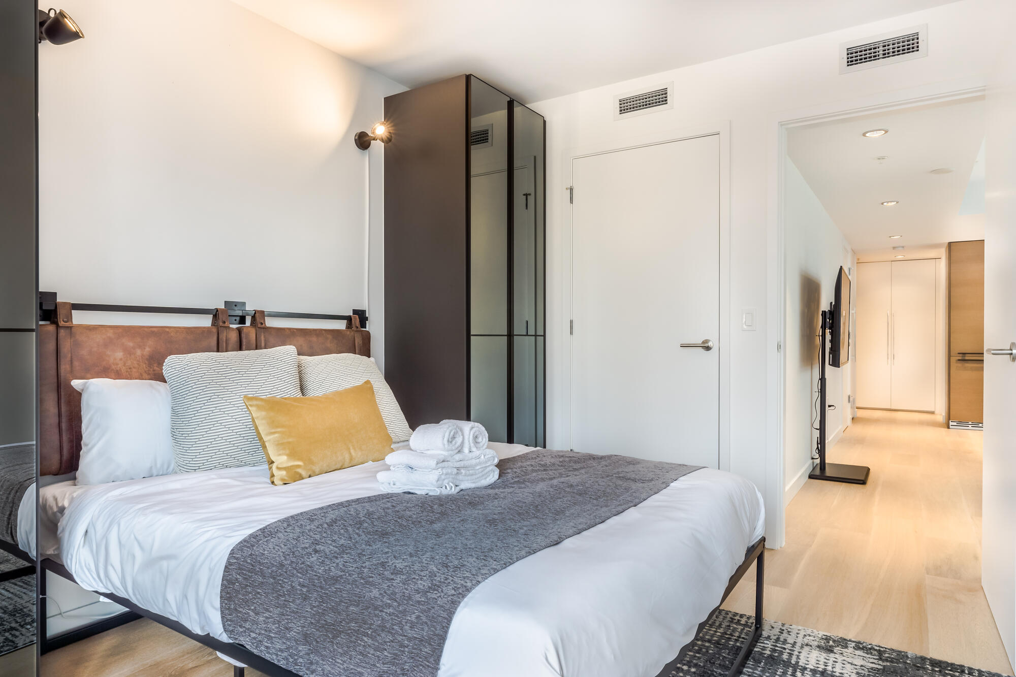 1289 hornby st vancouver 11