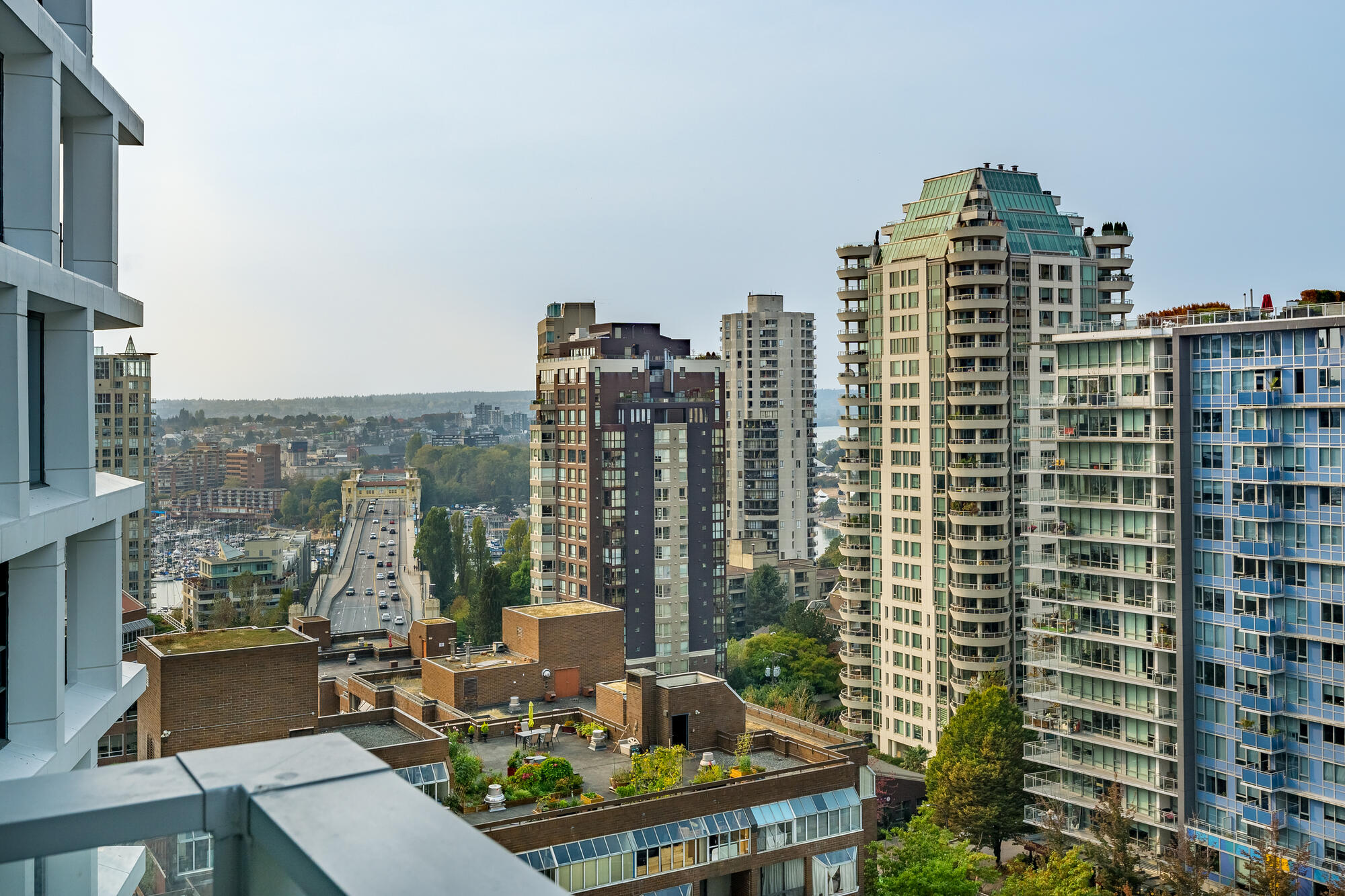 1289 hornby st vancouver 14