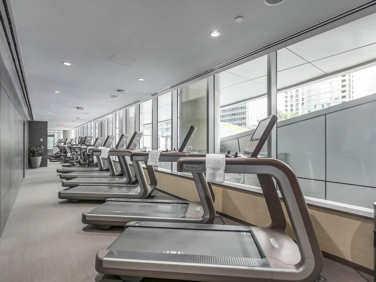 1151 W Georgia st Vancouver 13