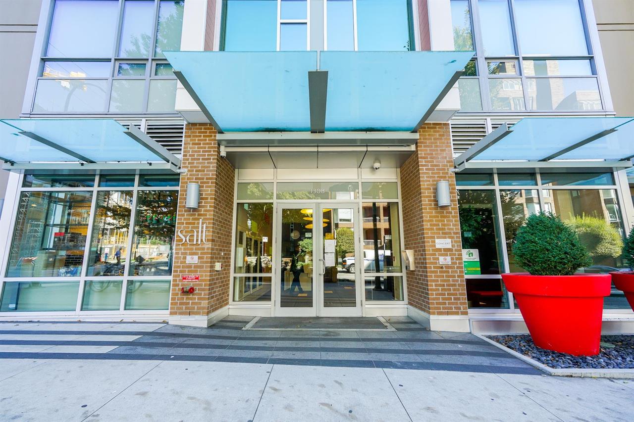 1308 Hornby St Vancouver 9