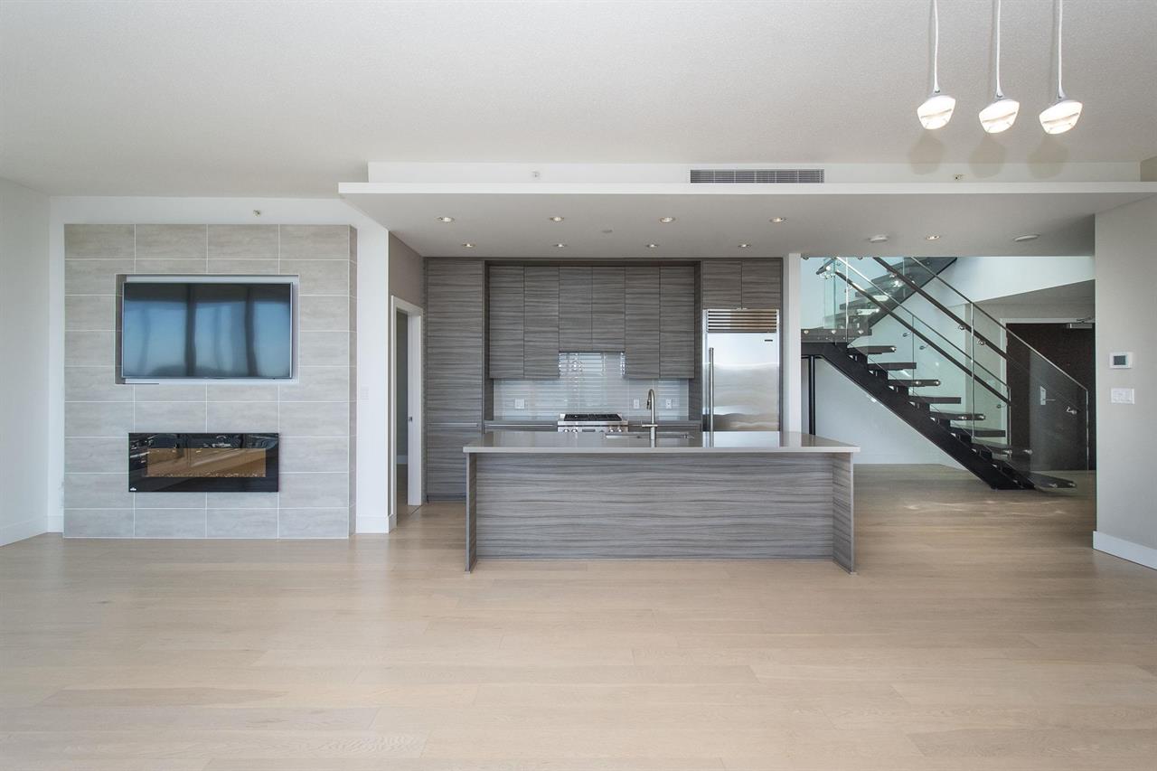1550 Fern St North Vancouver 2
