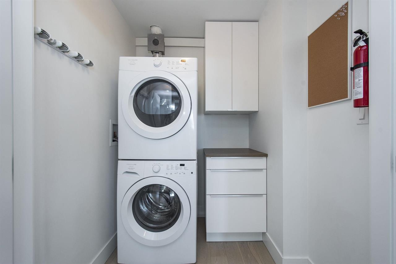 1550 Fern St North Vancouver 13