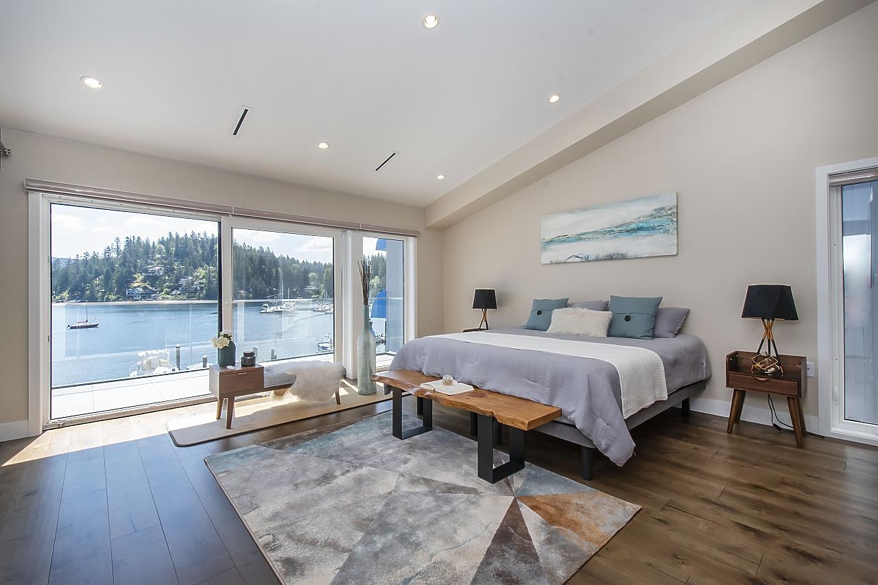 2552 Panorama Rd North Vancouver 8