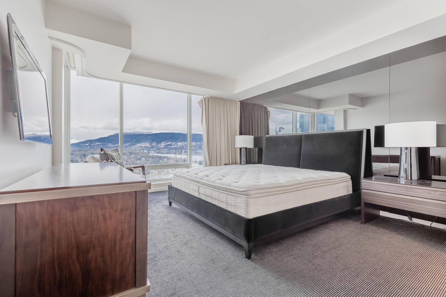 1011 W. Cordova St Downtown Vancouver 10