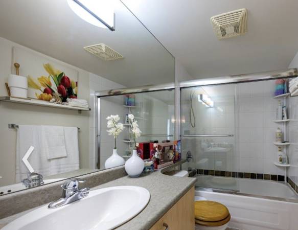 1420 W Georgia St, Vancouver 5