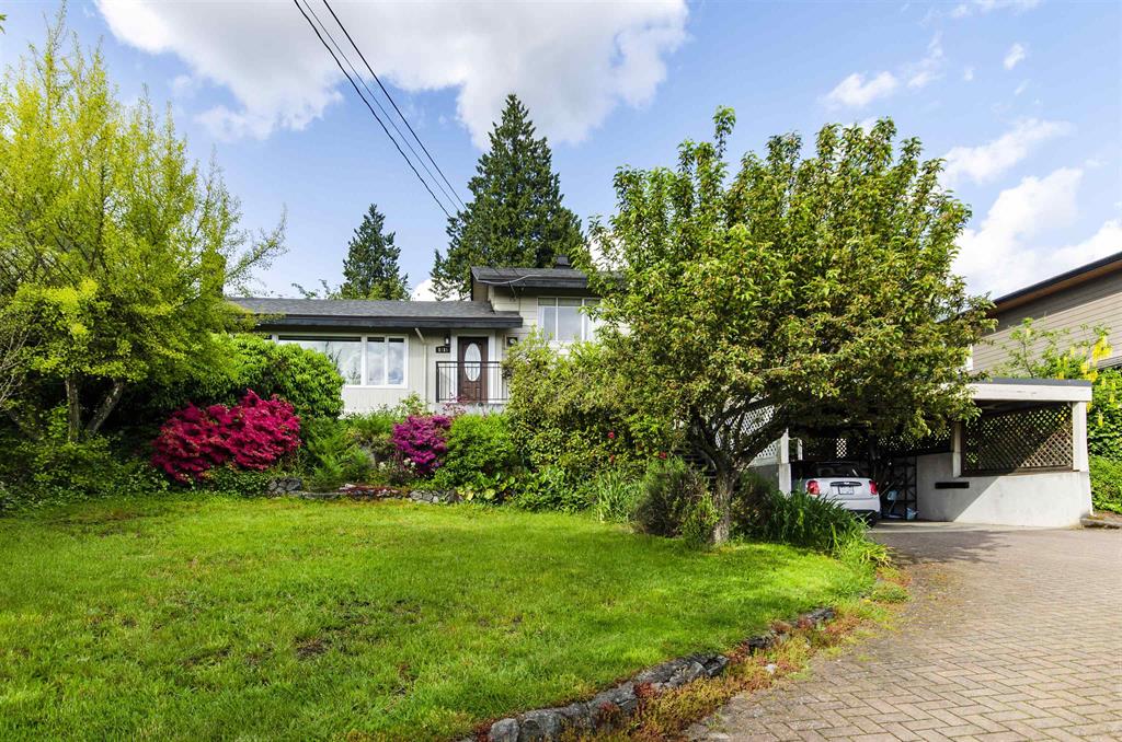 1215 ottaburn drive west vancouver 2