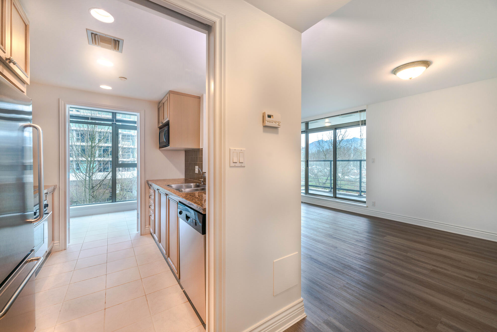 1680 Bayshore Drive 6