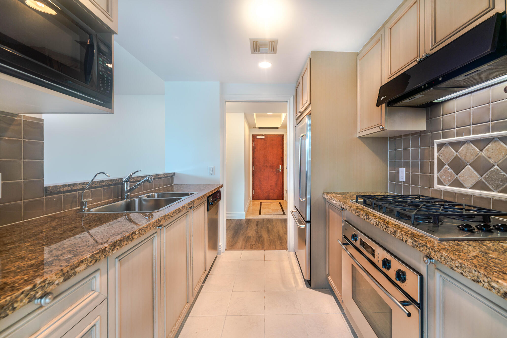 1680 Bayshore Drive 7