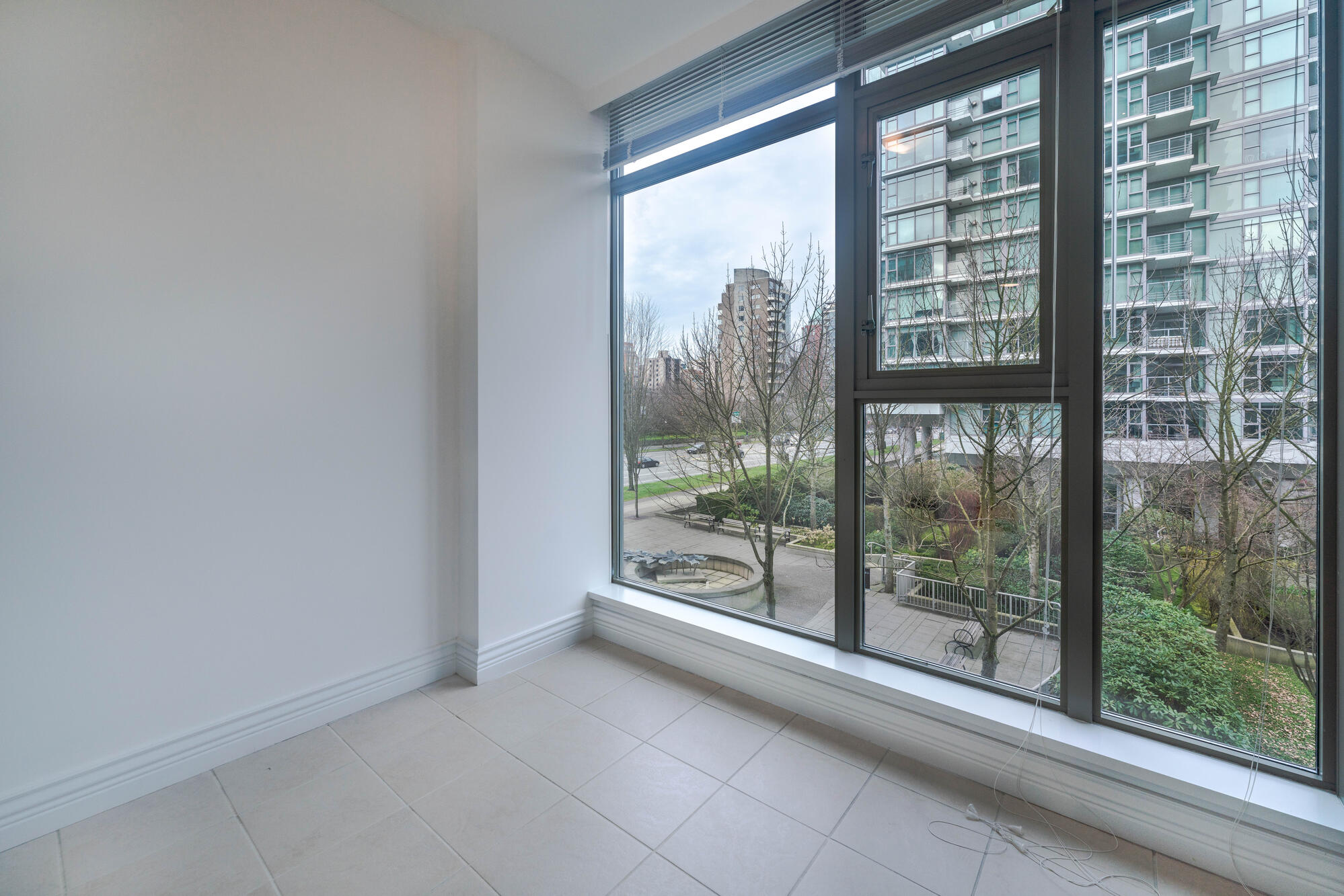 1680 Bayshore Drive 8