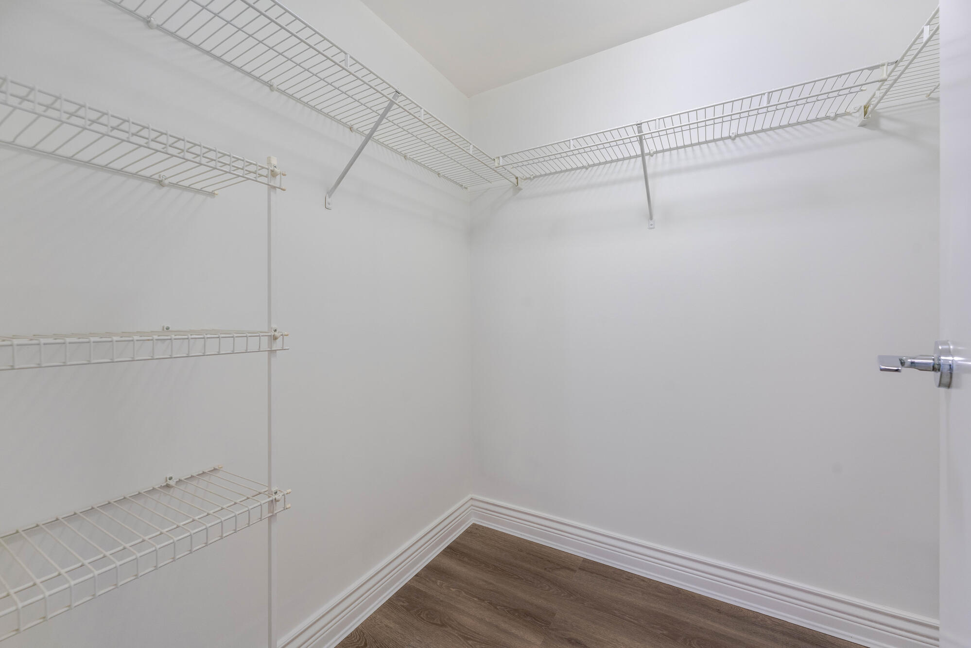1680 Bayshore Drive 12