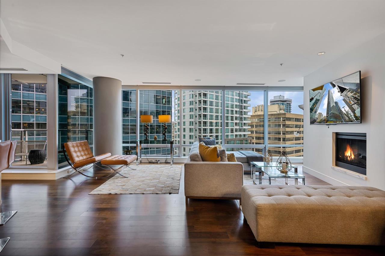 1111 alberni st 10