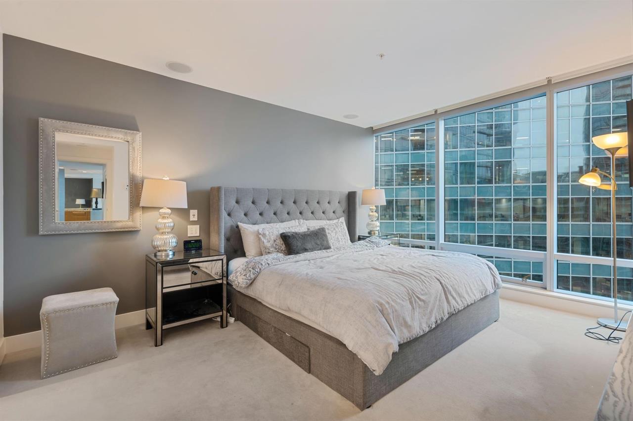 1111 alberni st 11