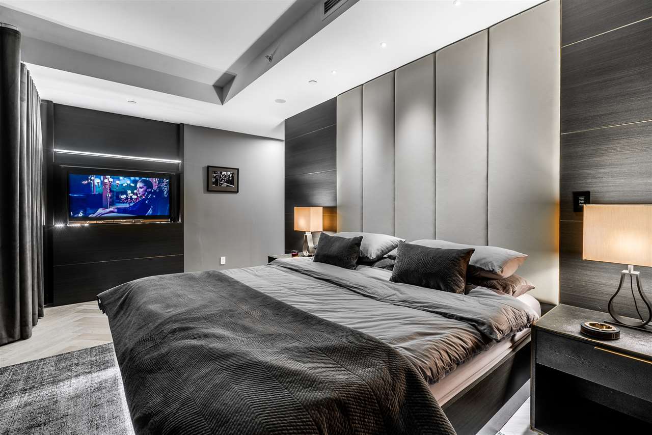 1480 howe st Vancouver 14