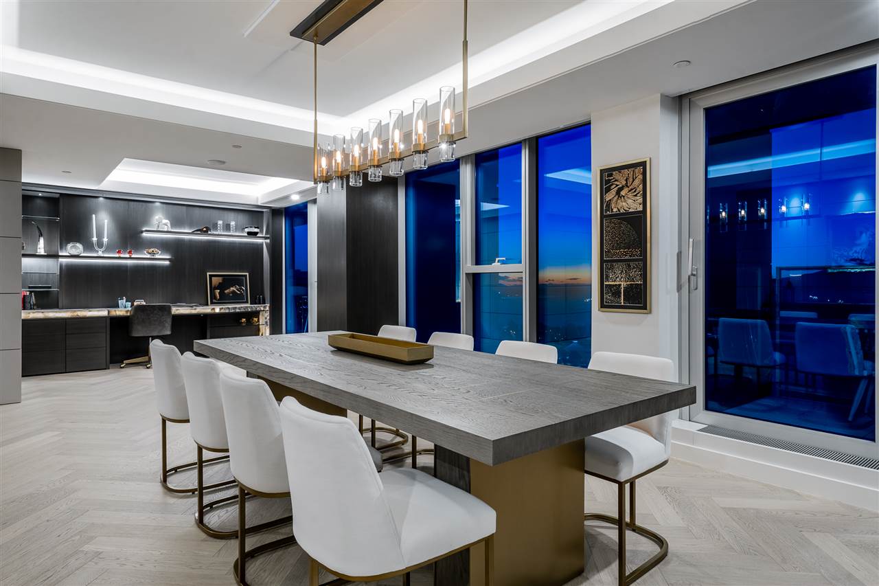 1480 howe st Vancouver 6