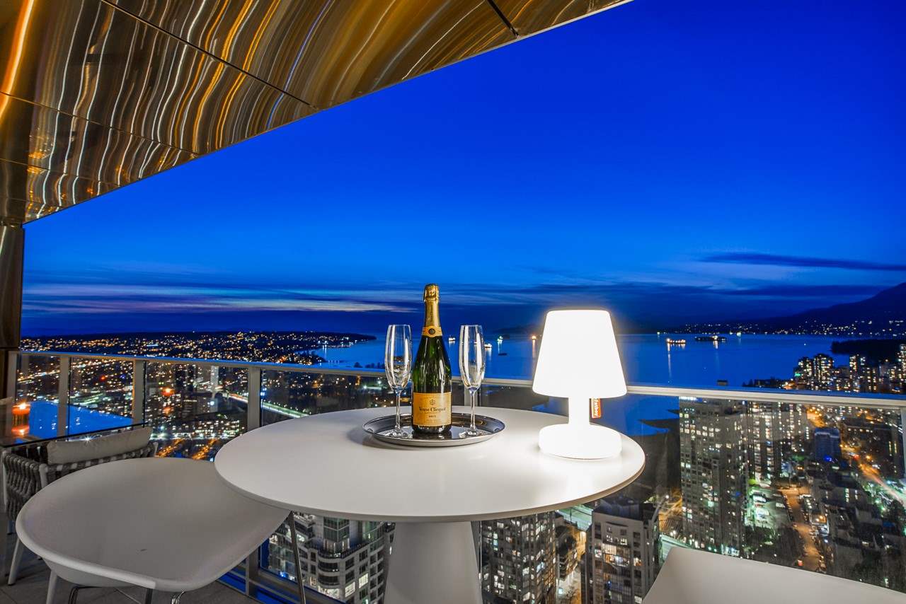 1480 howe st Vancouver 19
