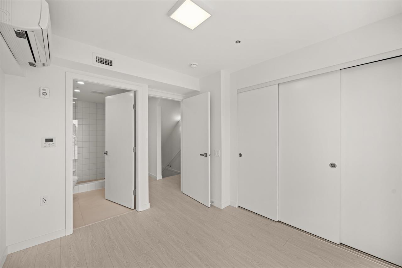 1120 E Georgia St Vancouver 12