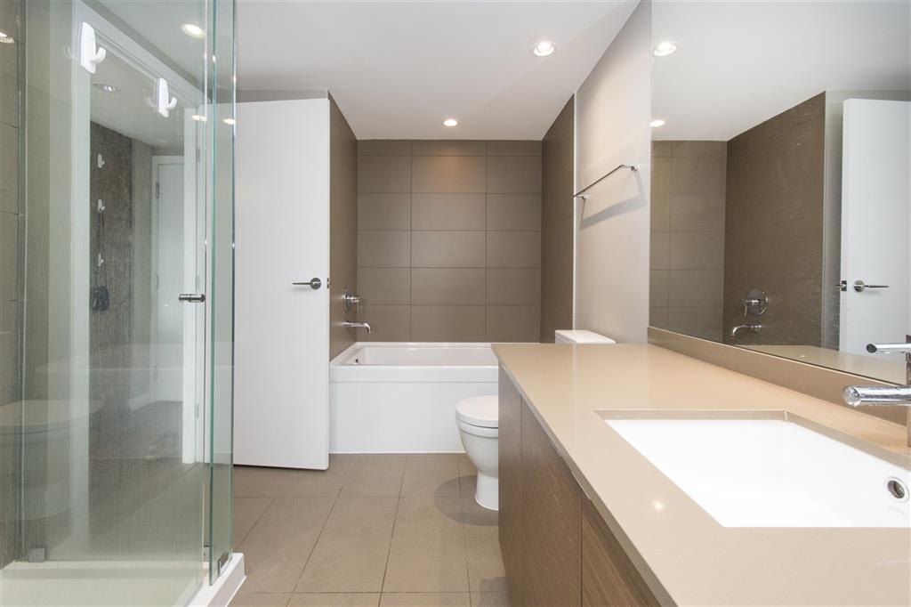 135 E 17th Ave North Vancouver 7