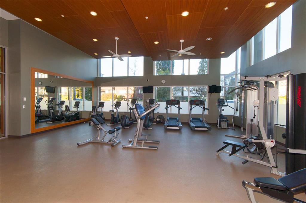 135 E 17th Ave North Vancouver 9