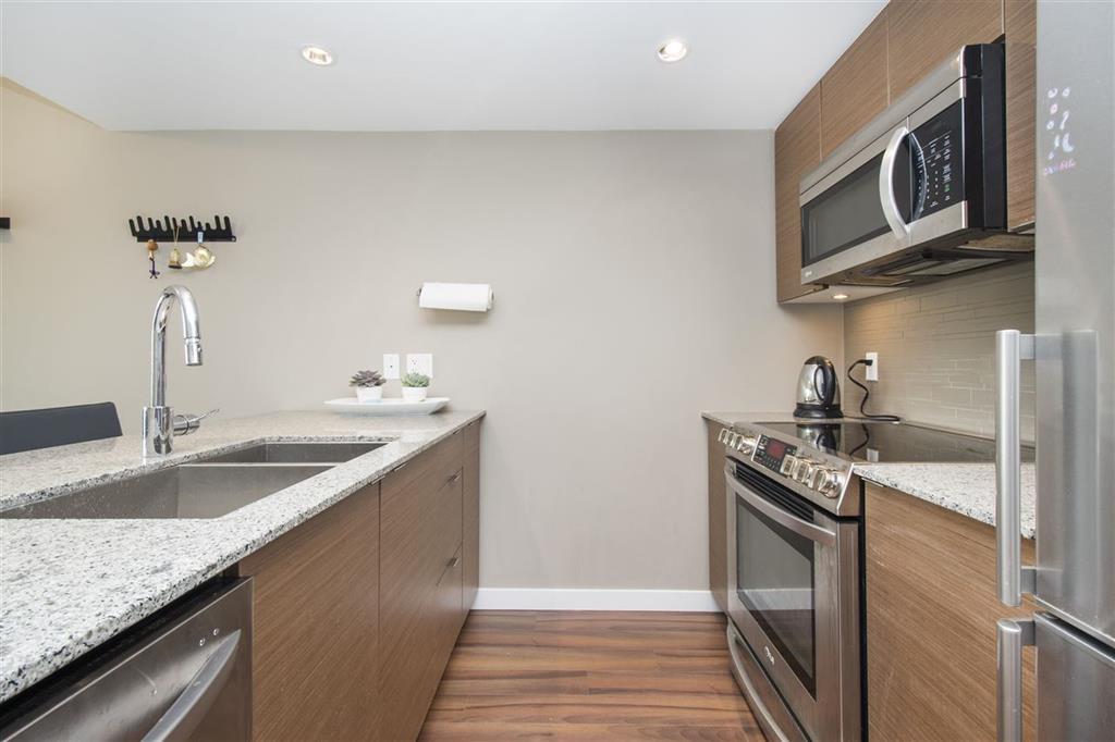 135 E 17th Ave North Vancouver 2