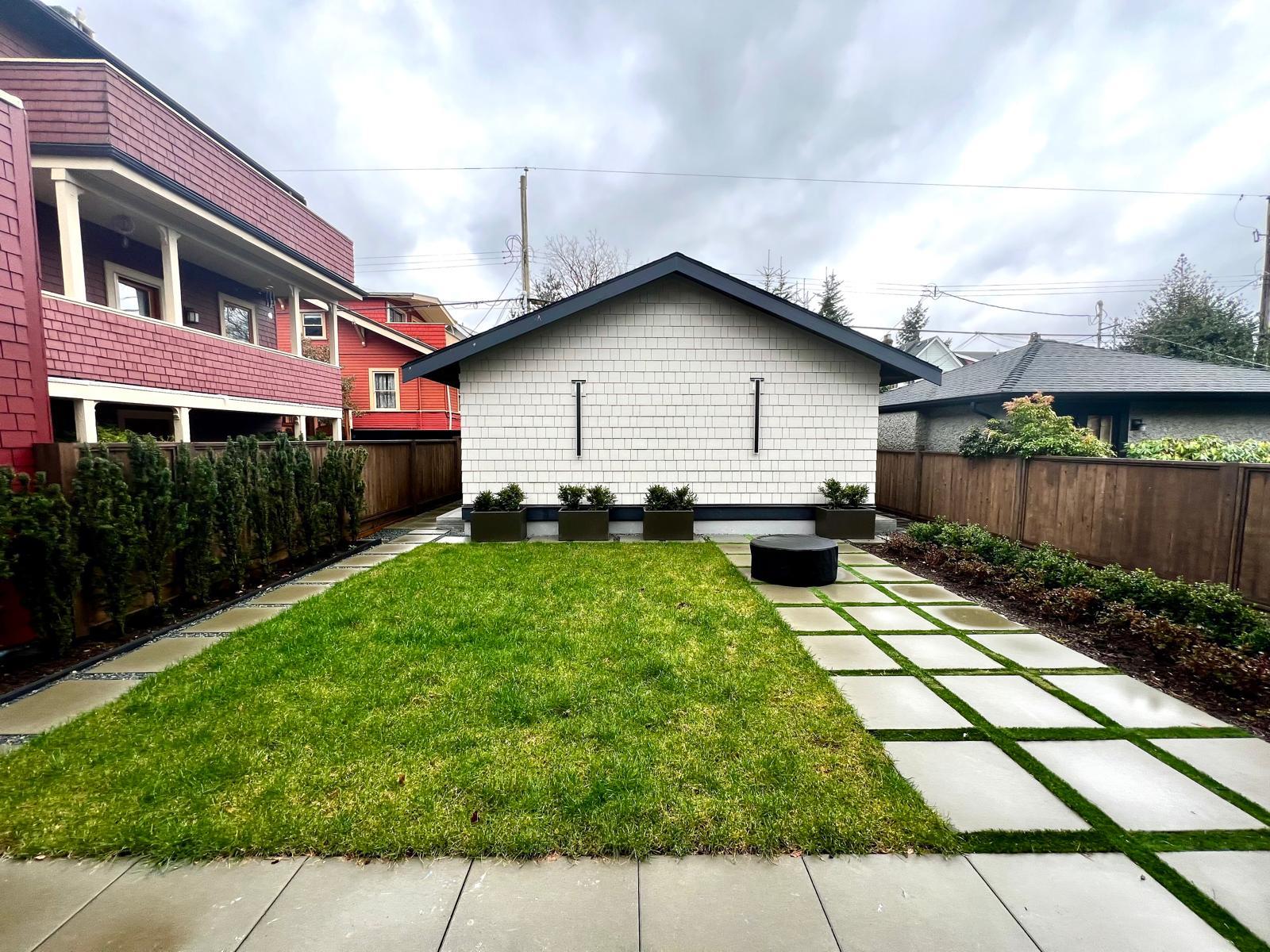 3622 W 2nd Ave Vancouver 3