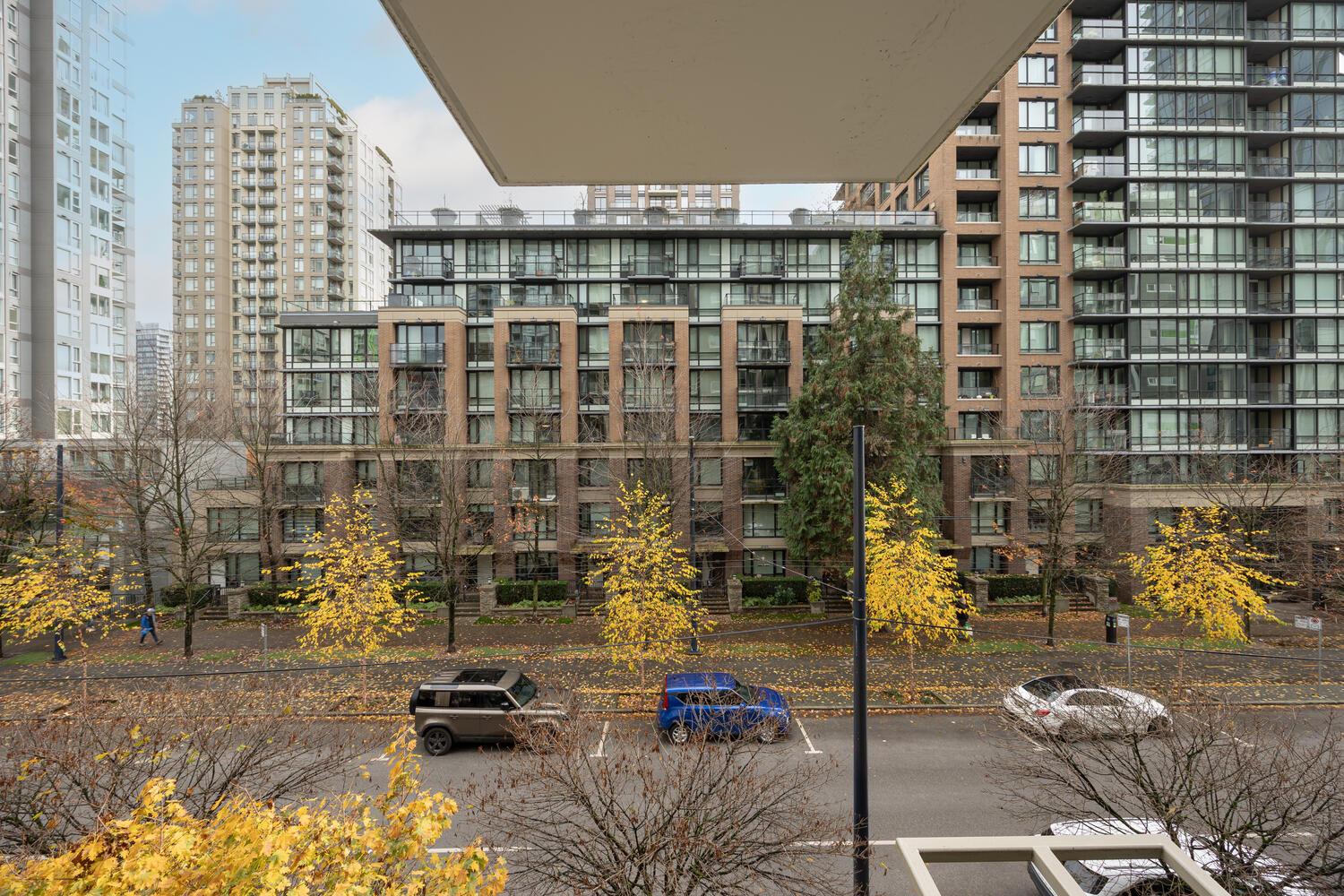 1055 Richards St Vancouver 4