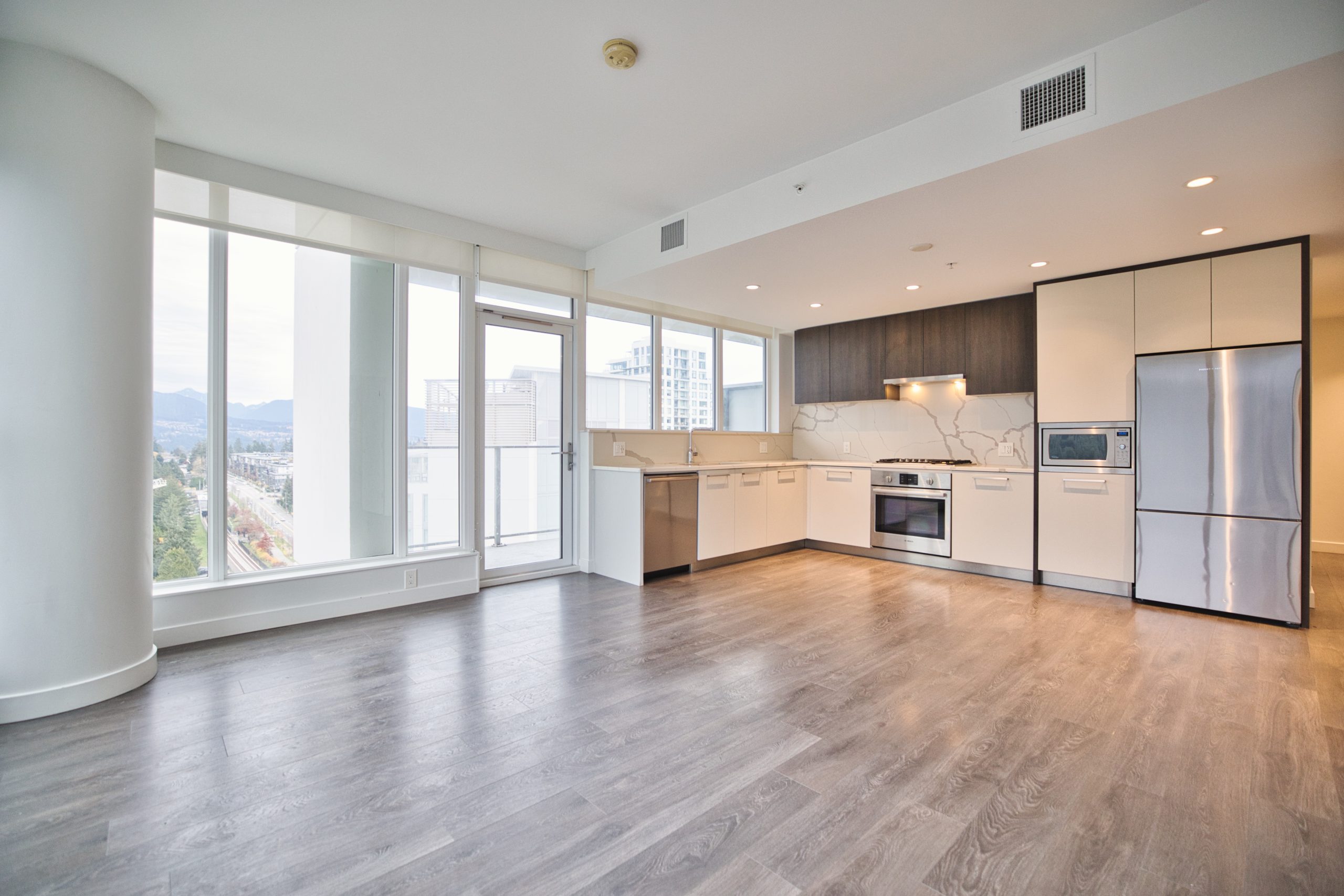 567 Clarke Road, Coquitlam, BC V3J 0K7 10