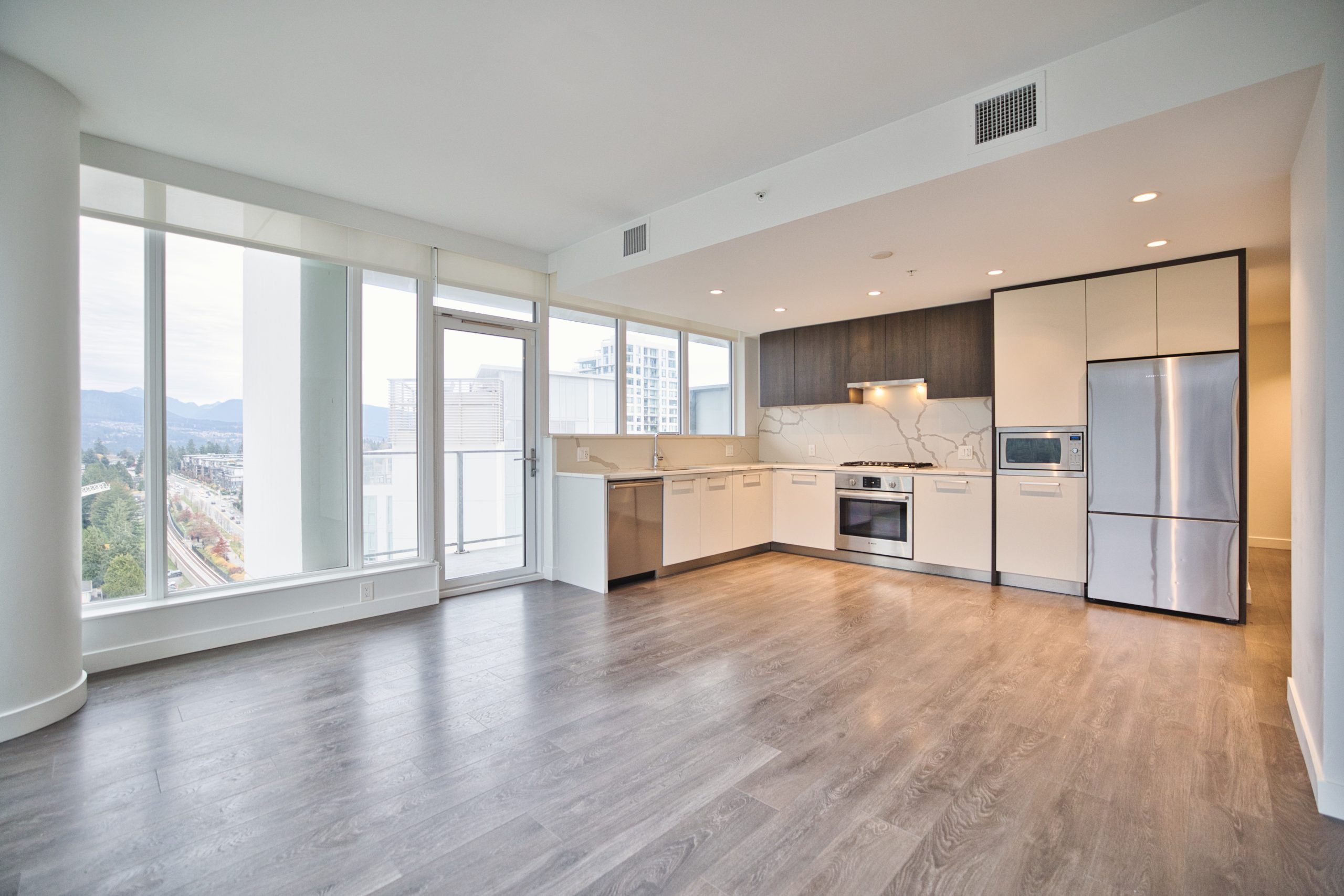 567 Clarke Road, Coquitlam, BC V3J 0K7 9