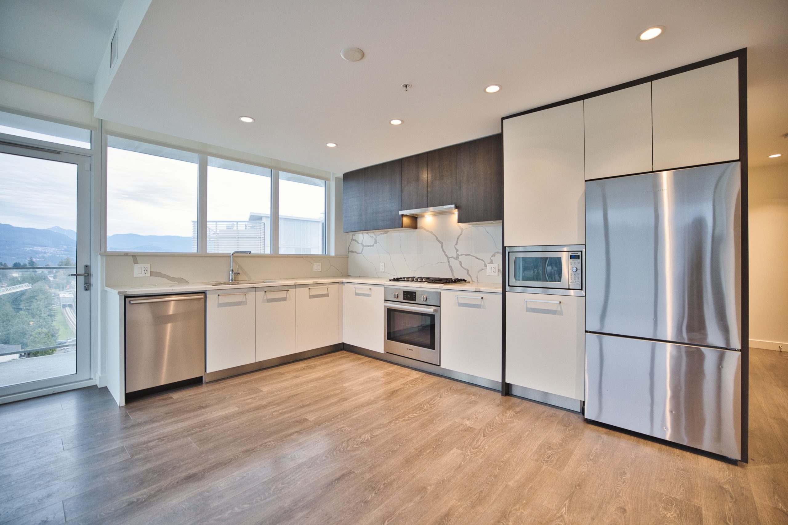 567 Clarke Road, Coquitlam, BC V3J 0K7 8