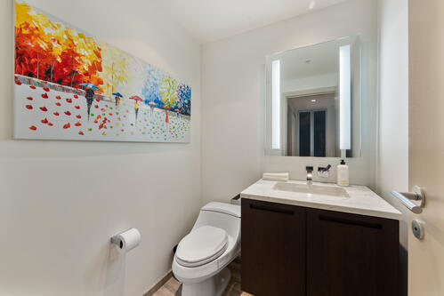 1011 W Cordova Street 18