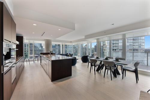 1011 W Cordova Street 10