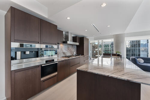 1011 W Cordova Street 9