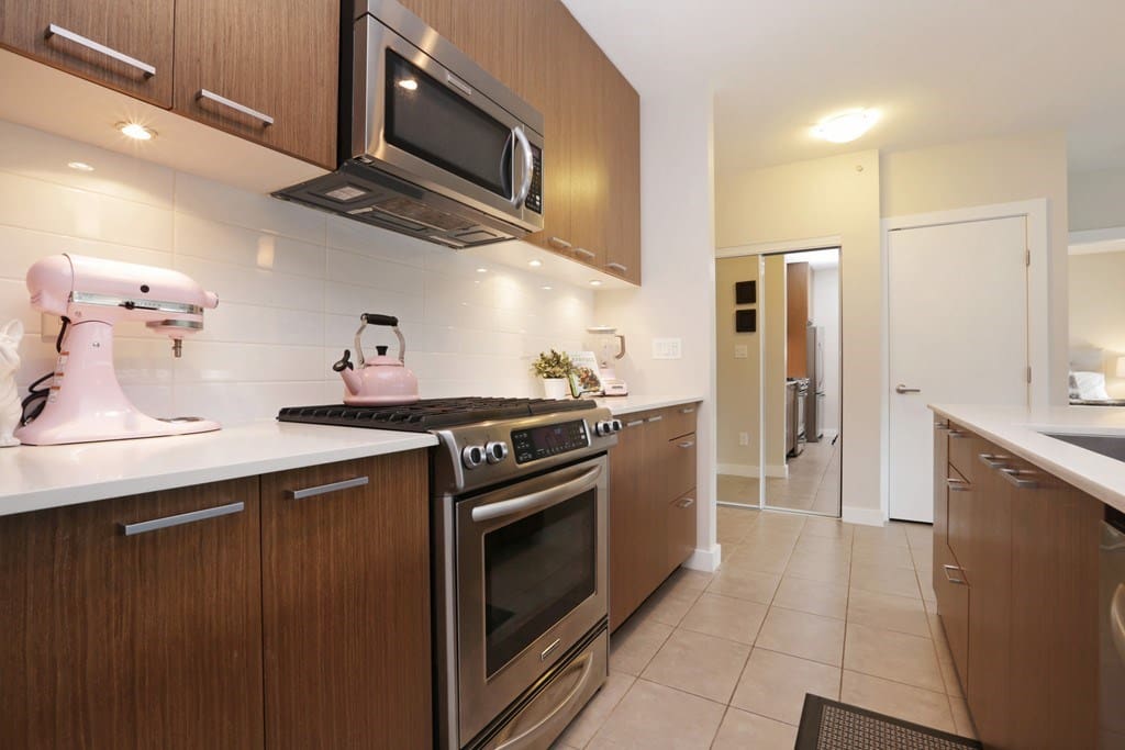 409 - 1330 Marine Dr, NV 8