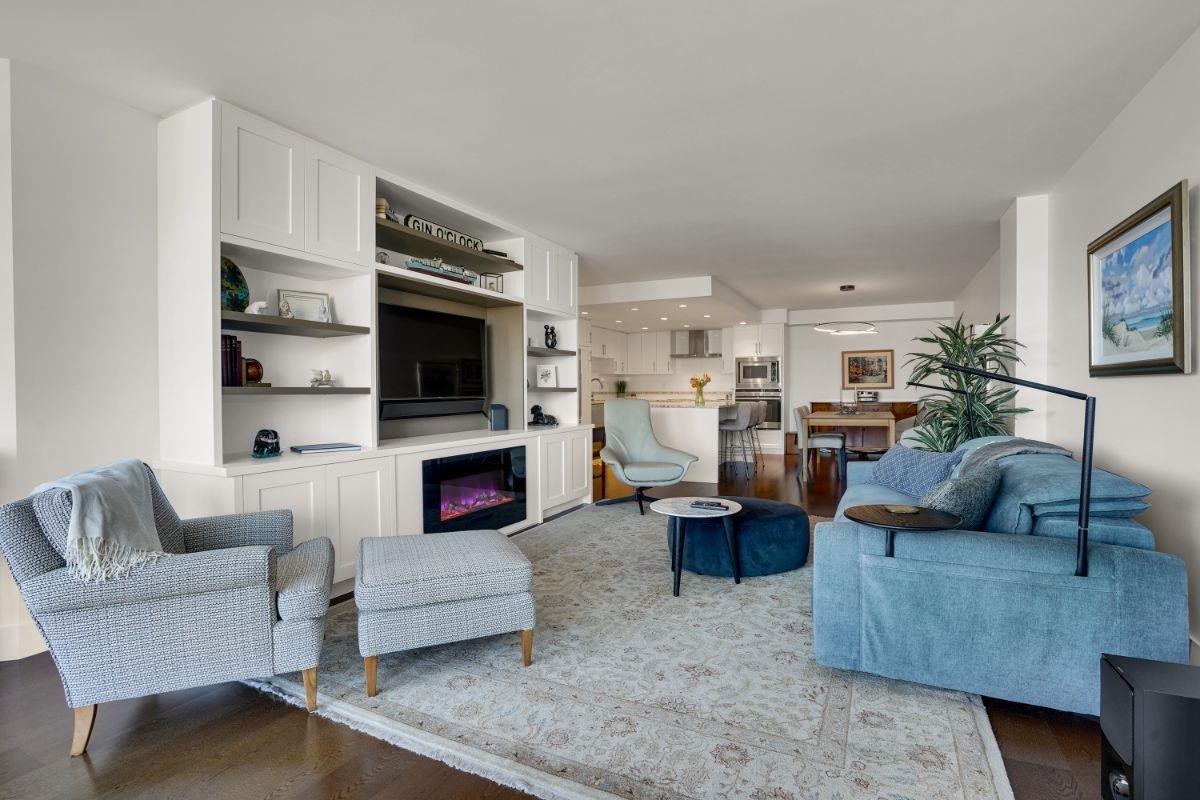1470 pennyfarthing drive vancouver V6J 4Y2 22