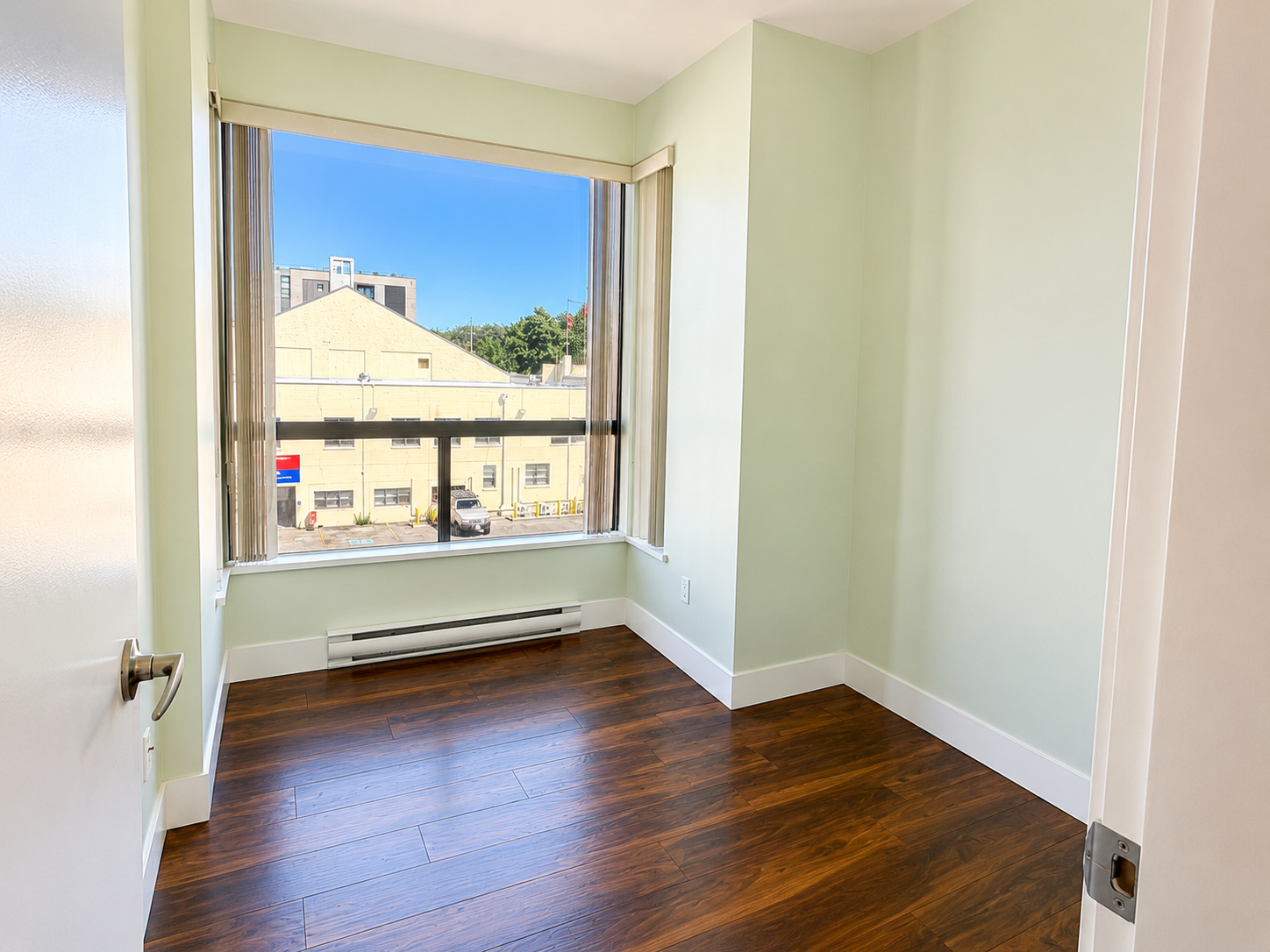 2680 Arbutus StVancouver, BC V6J 5L8 7
