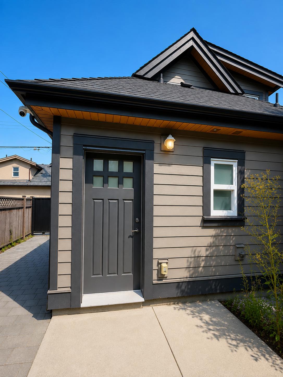 2127 E 46th Avenue, Vancouver, BC 2