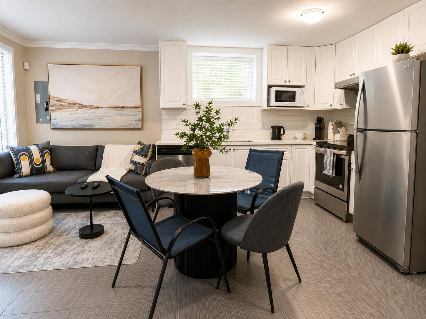 2127 E 46th Ave. Vancouver, BC V5P 1P3 2